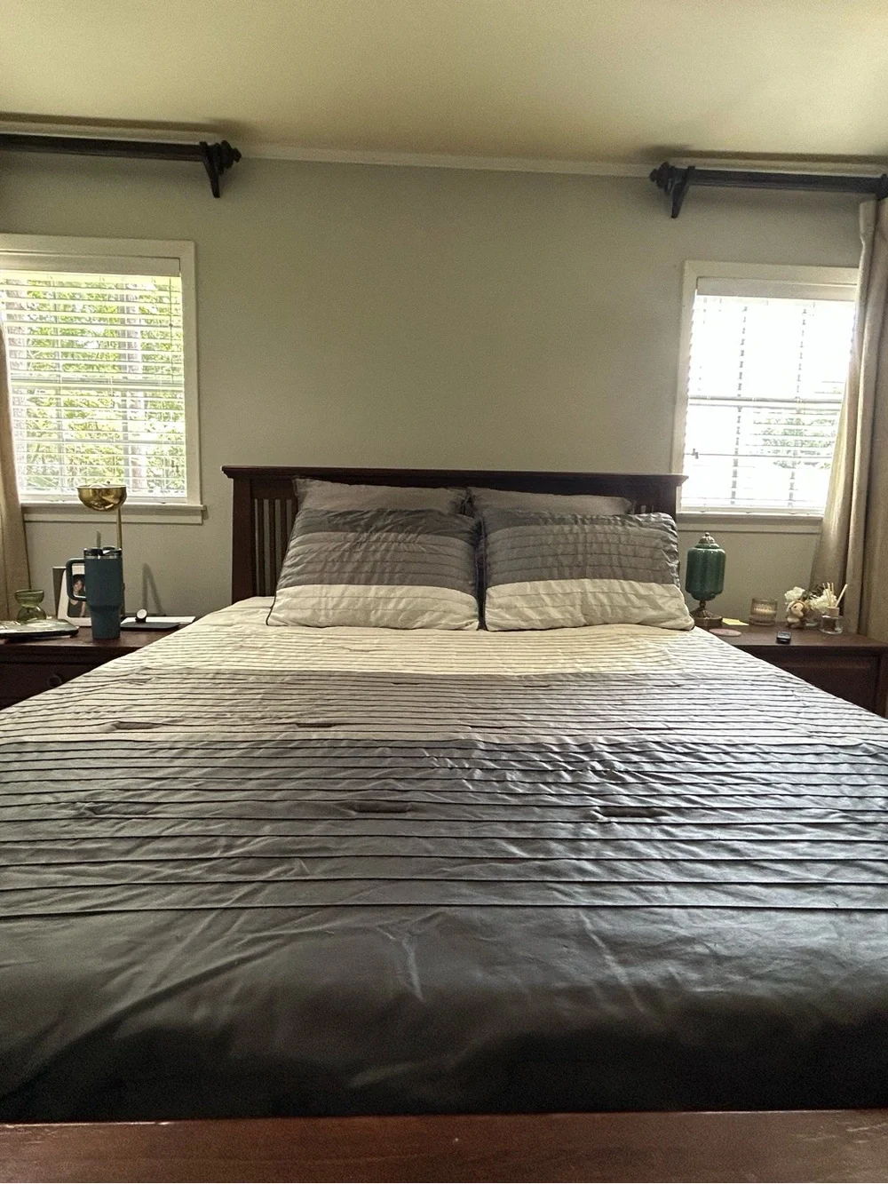Queen Comforter Set – Gray & White Pleated Bedding Set